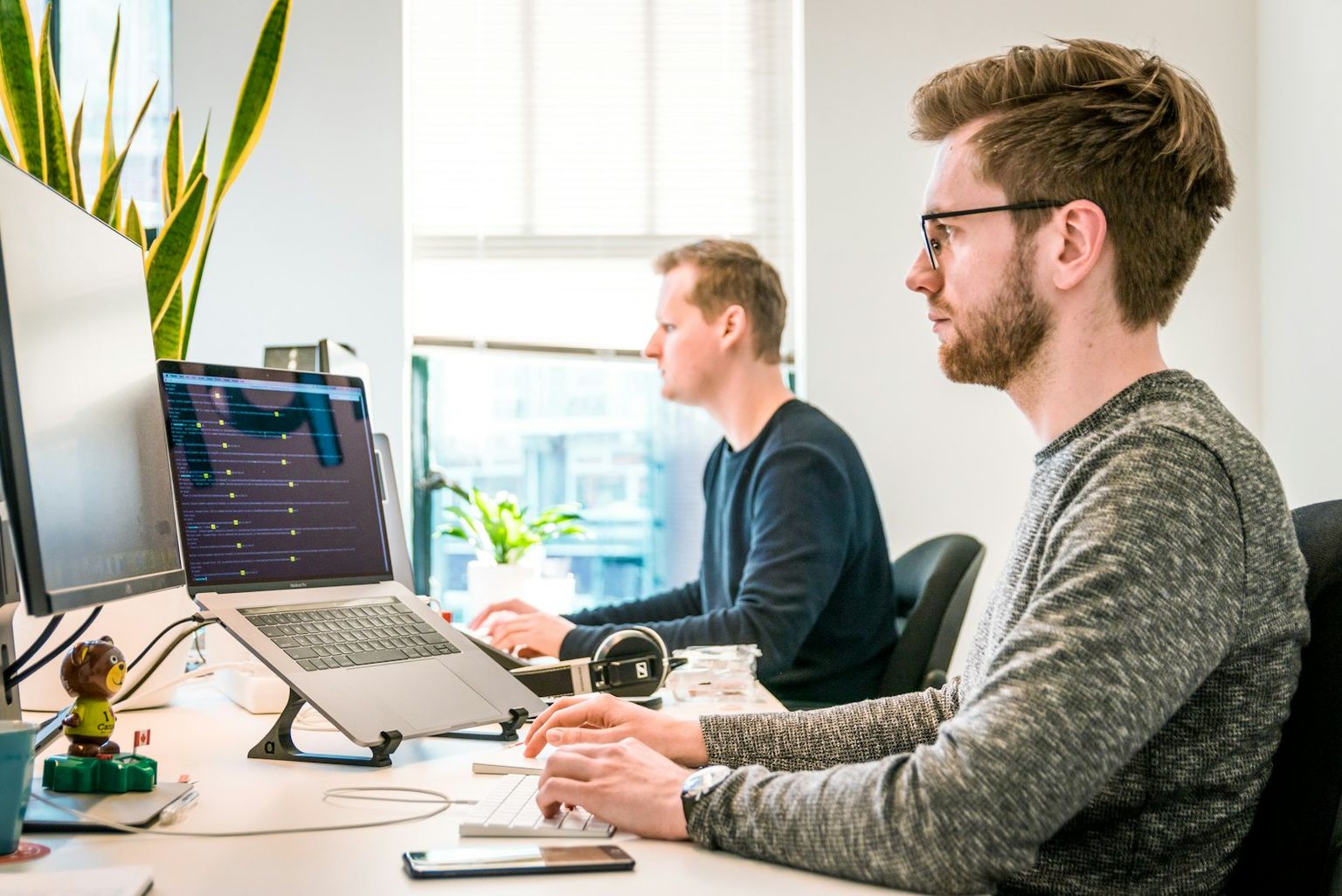 Nahaufnahme von Programmcode auf einem Monitor